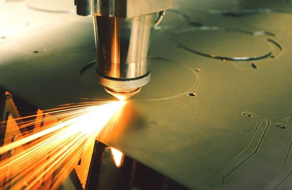 Découpe laser métaux : avantages