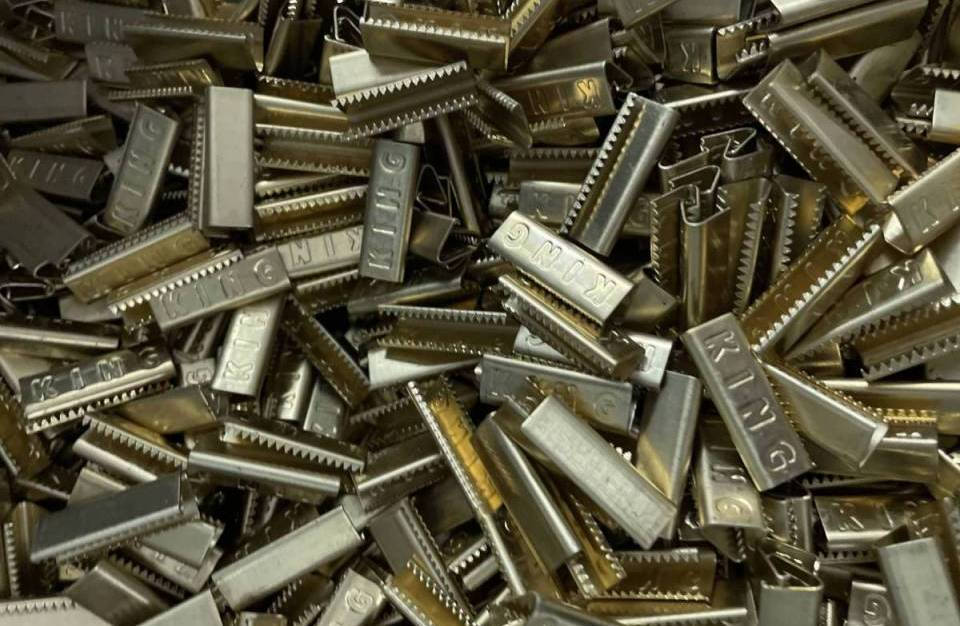 poinçonnage industriel du métal - pièces réalisées à l'emporte-pièce