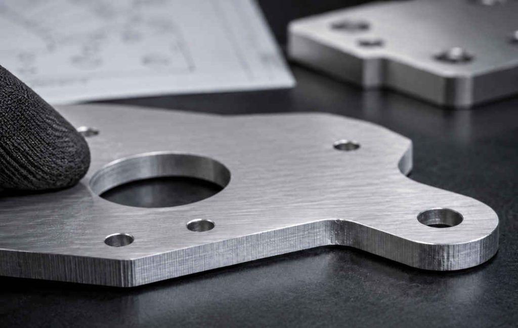 Détail tolérance des découpes laser de l'aluminium
